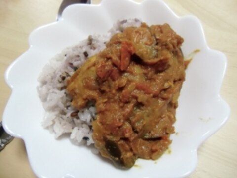 カレー粉で＊バターチキン風カレー